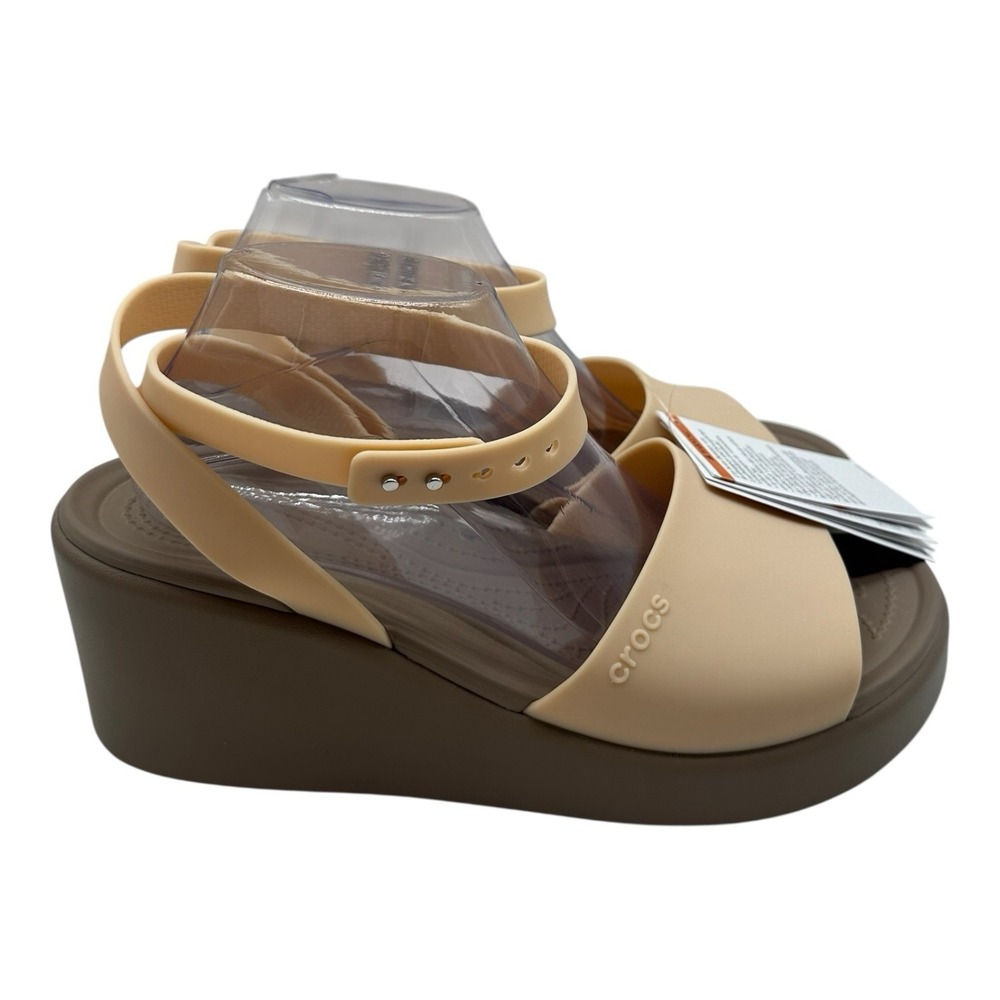 Crocs Brooklyn Ankle Strap Wedge Sandals Womens Sz 8 Shitake Beige Grey Shoes - Picture 2 of 10